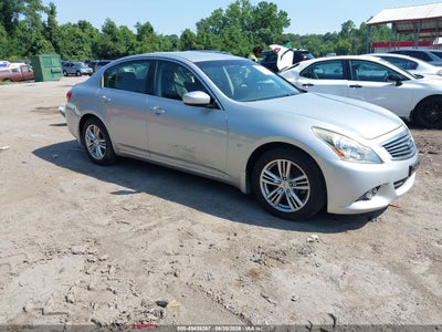 JN1CV6AP5FM****** · 2015 INFINITI Q40