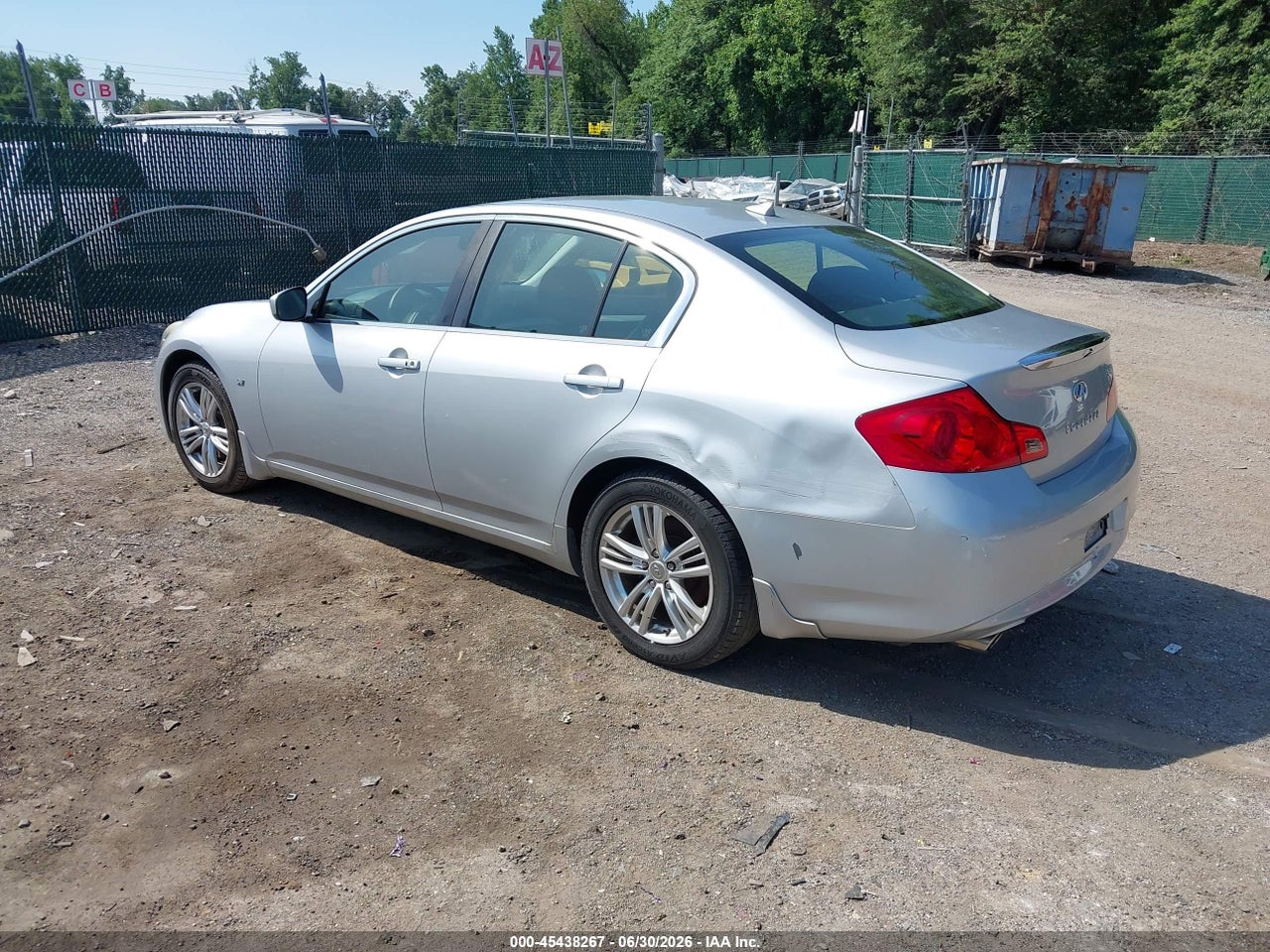 2015 INFINITI Q40 · 3/10