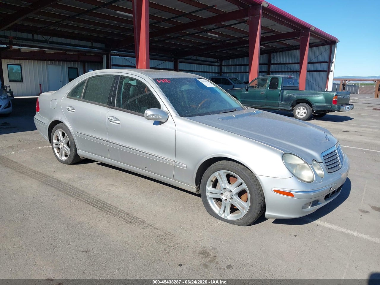 WDBUF70J05A****** · 2005 MERCEDES-BENZ E 500