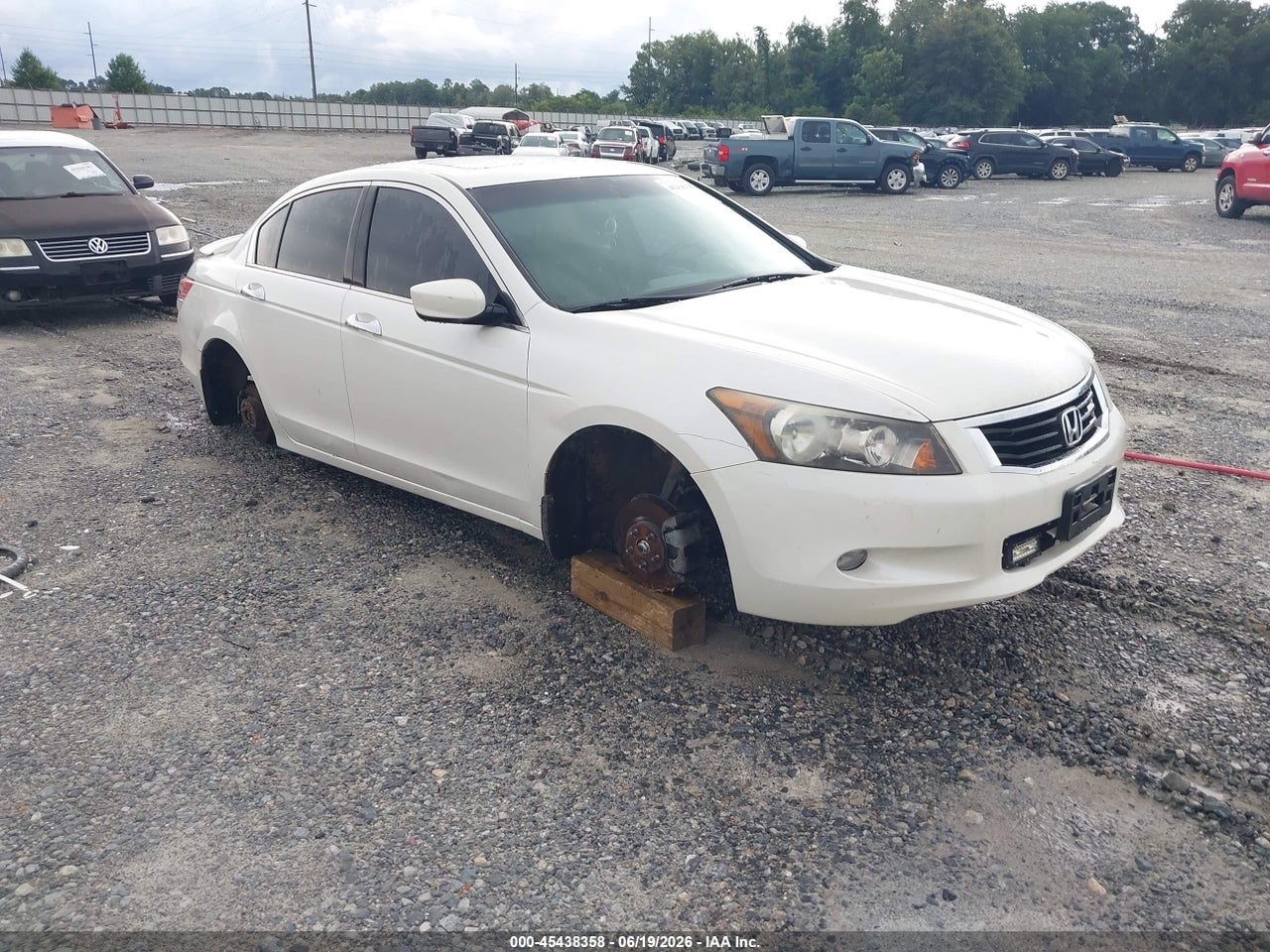 1HGCP36869A****** · 2009 HONDA ACCORD 3.5 EX-L
