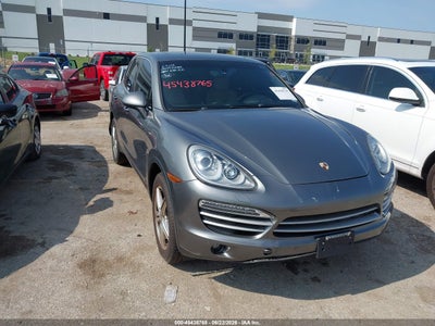 2014 PORSCHE CAYENNE PLATINUM EDITION