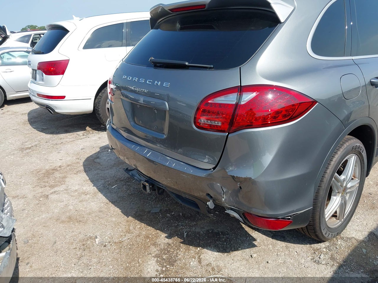 2014 PORSCHE CAYENNE PLATINUM EDITION · 6/11