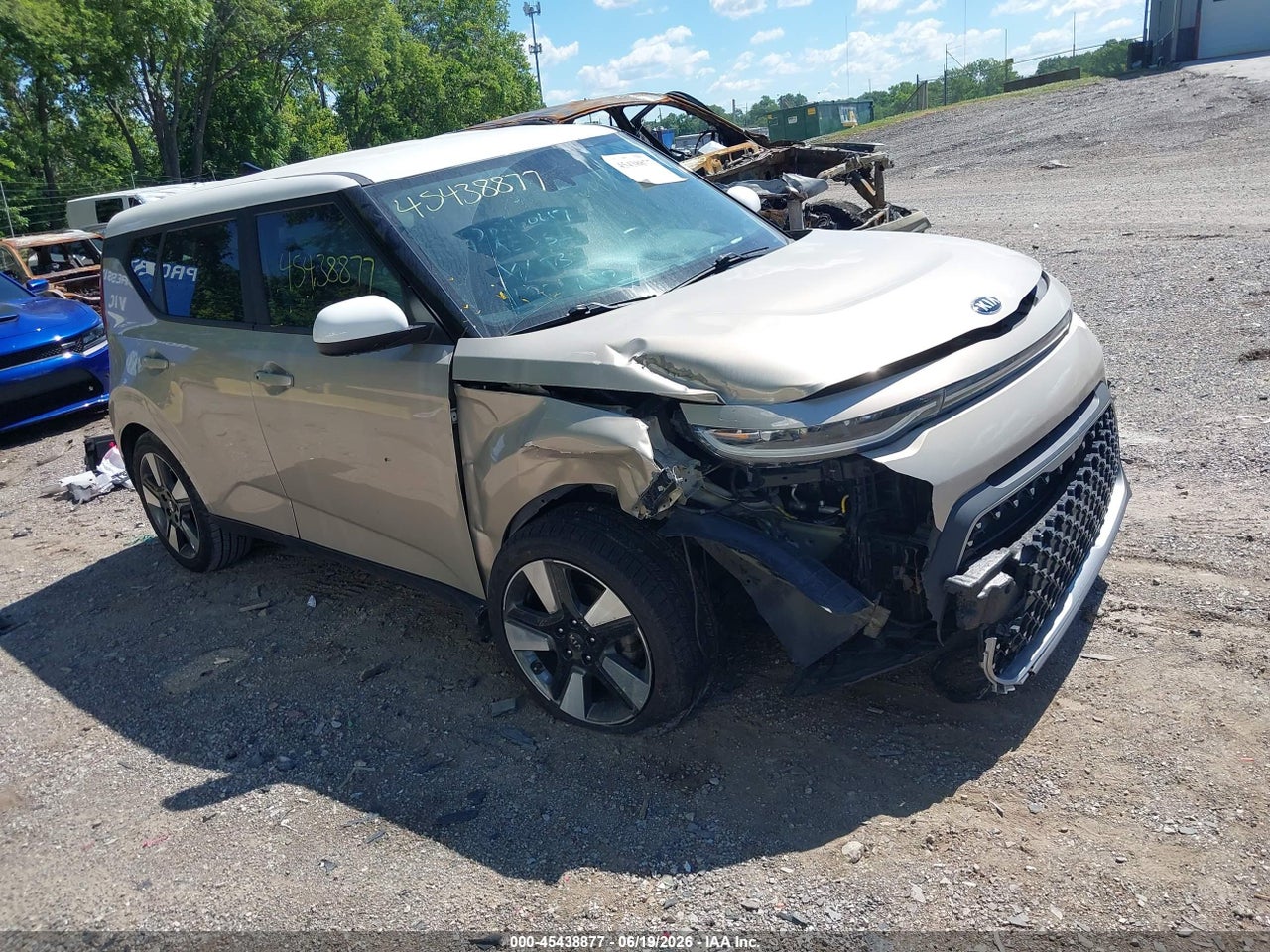 KNDJ33AU6L7****** · 2020 KIA SOUL EX