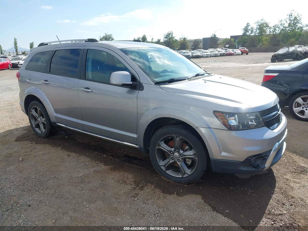 3C4PDCGB5FT****** · 2015 DODGE JOURNEY CROSSROAD