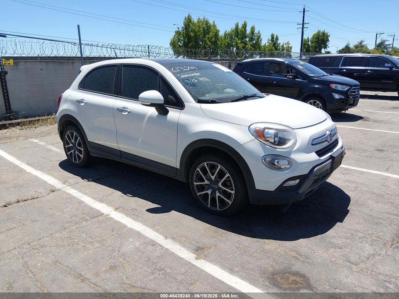 ZFBCFXCB7HP****** · 2017 FIAT 500X TREKKING FWD