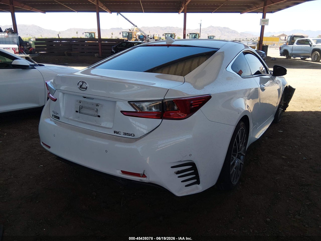 2015 LEXUS RC 350 · 4/11