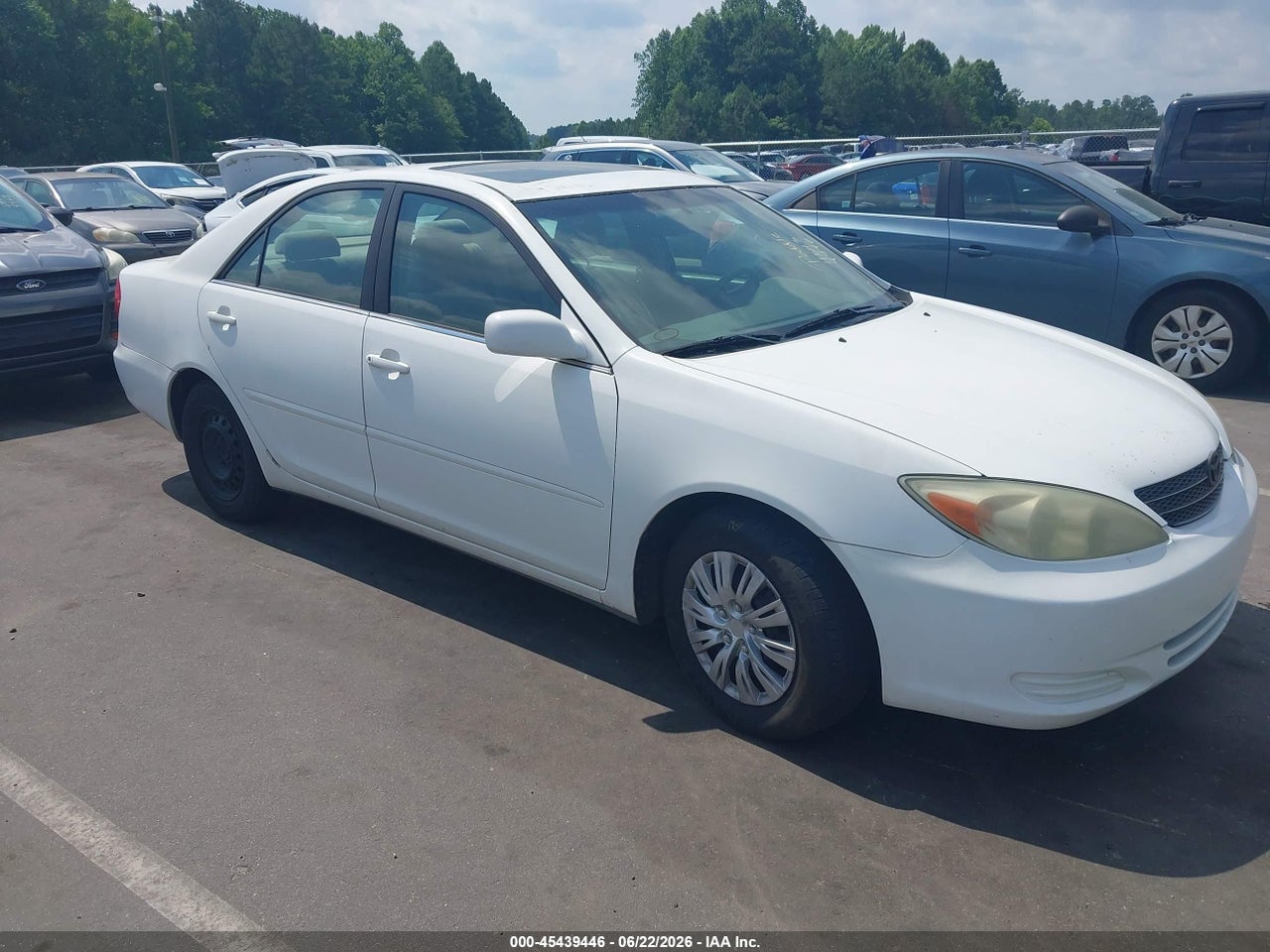 4T1BE32K53U****** · 2003 TOYOTA CAMRY LE