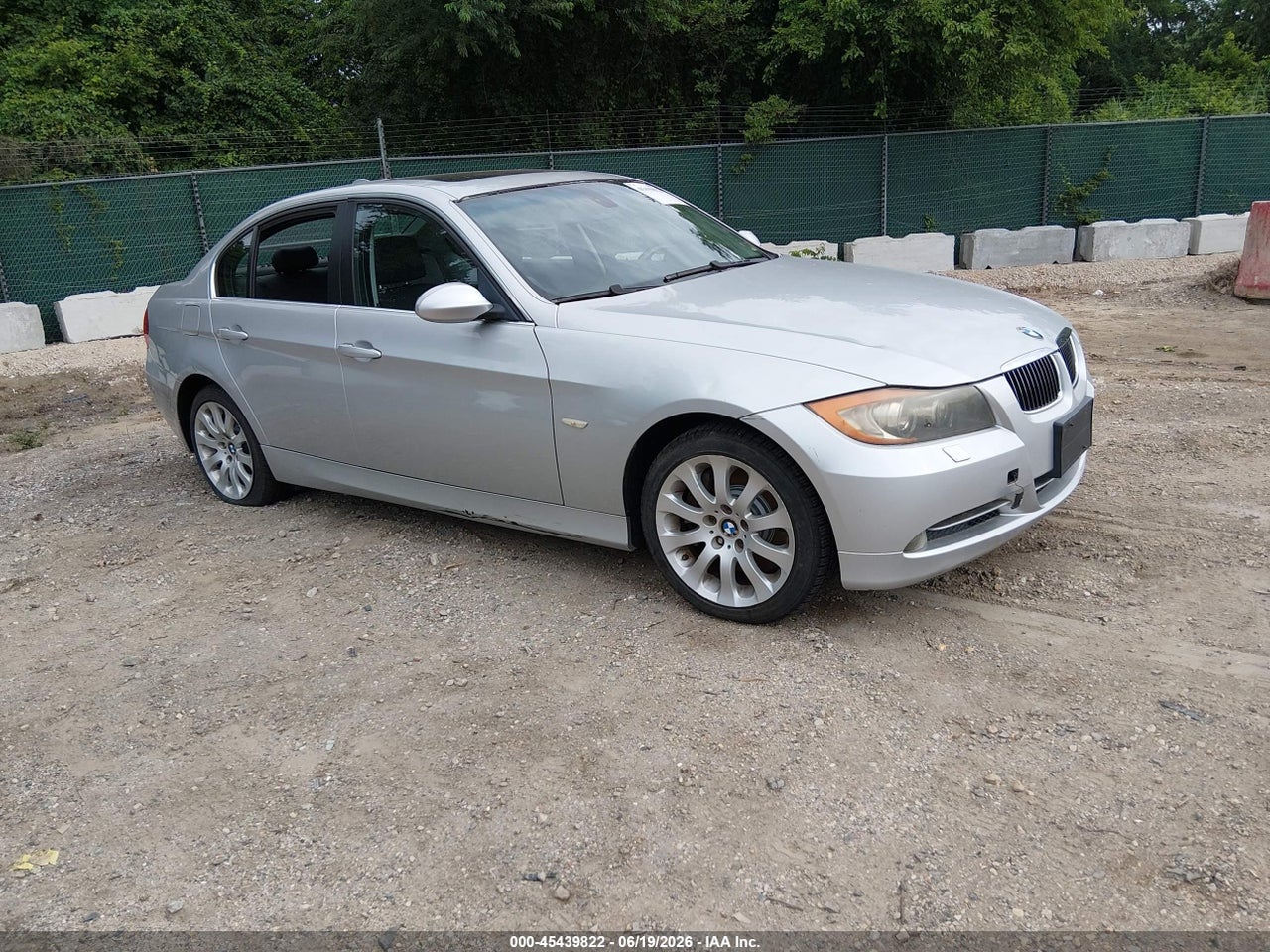 WBAVD53587A****** · 2007 BMW 335XI