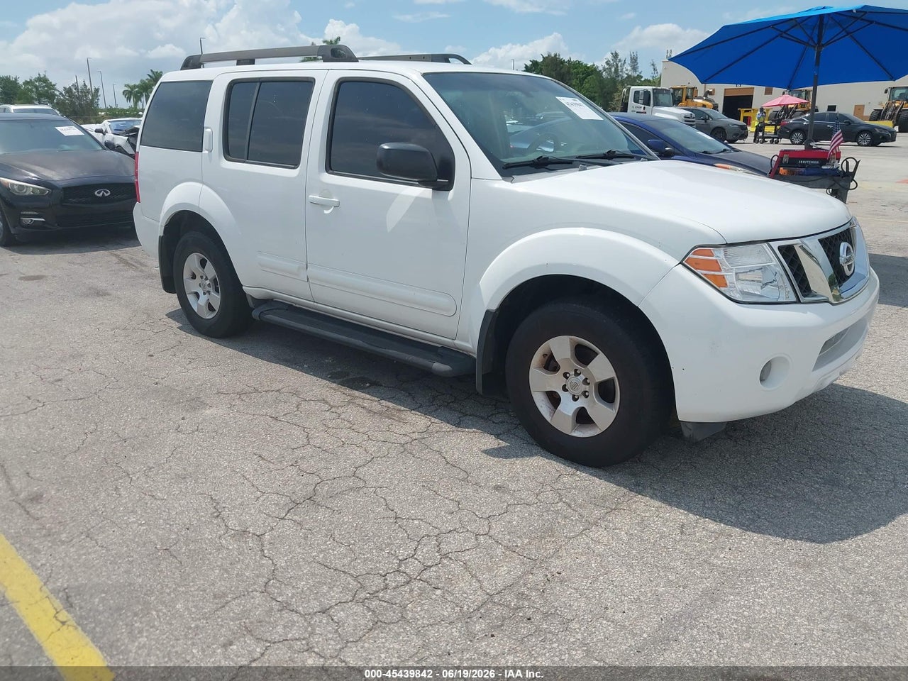 5N1AR18U88C****** · 2008 NISSAN PATHFINDER S