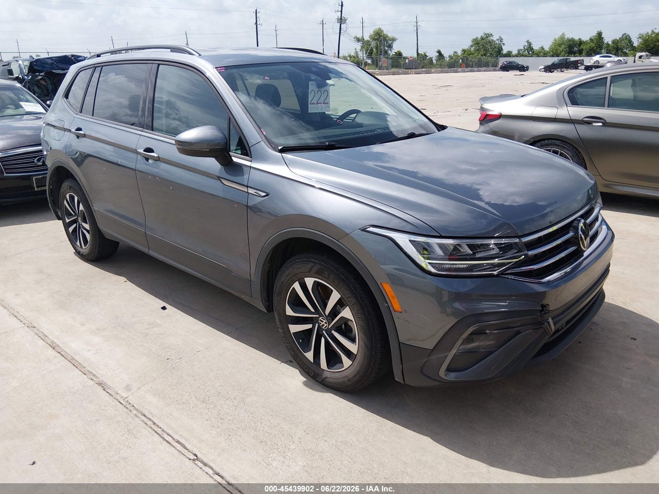 3VVRB7AX9RM****** · 2024 VOLKSWAGEN TIGUAN 2.0T S