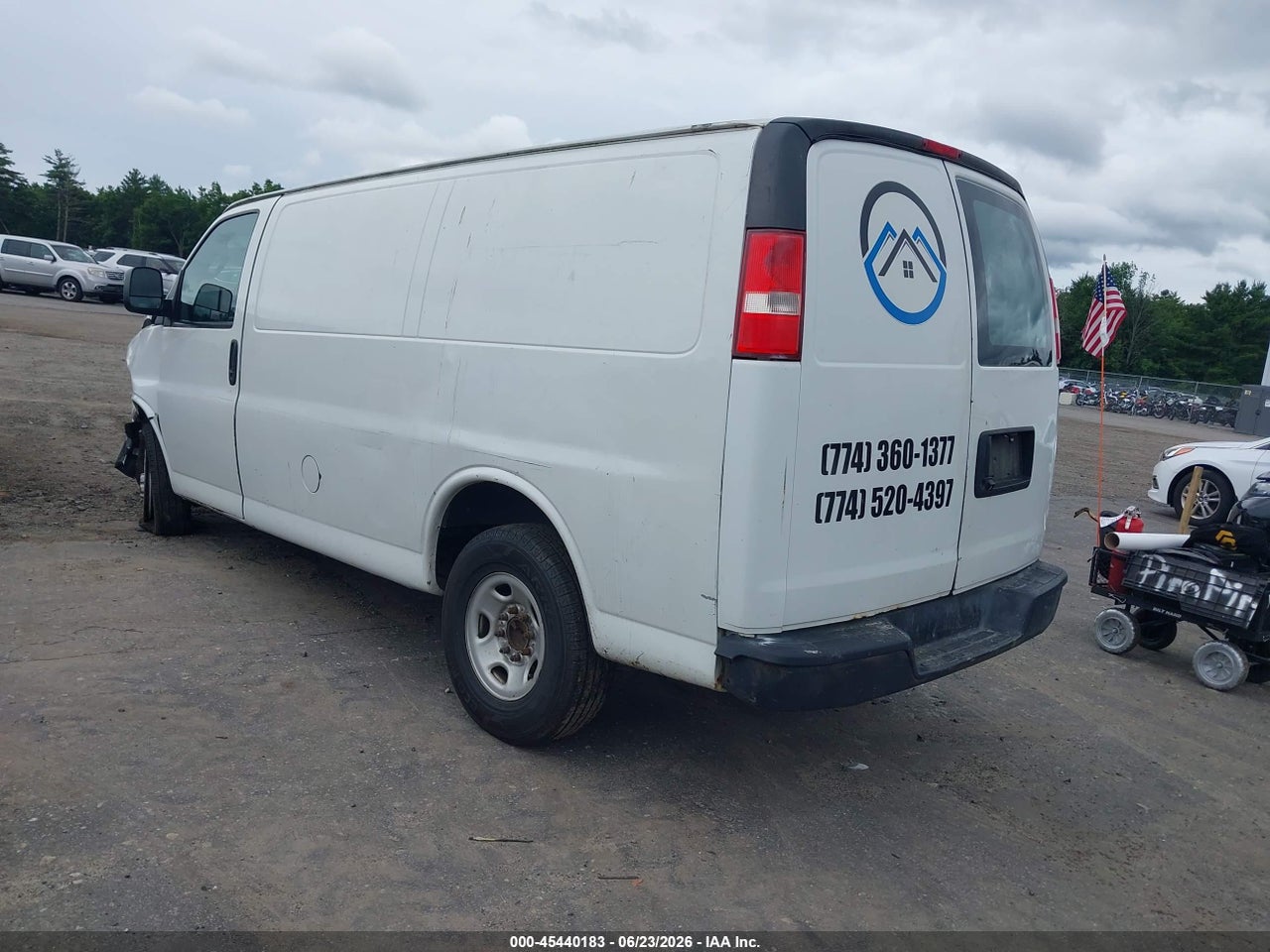 2017 CHEVROLET EXPRESS 2500 WORK VAN · 3/11