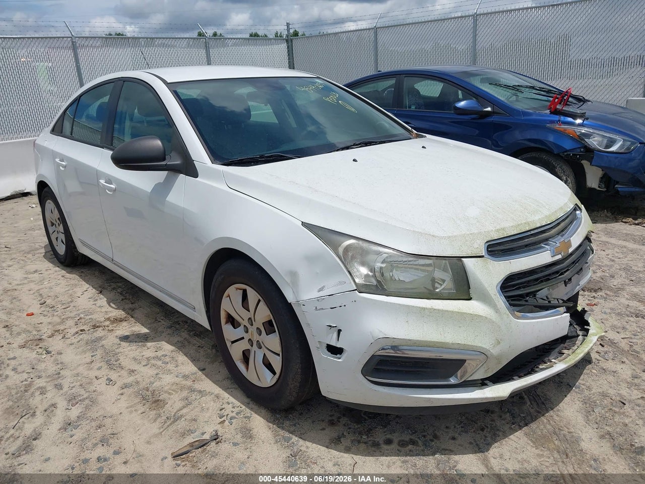 1G1PC5SH7G7****** · 2016 CHEVROLET CRUZE LIMITED LS AUTO