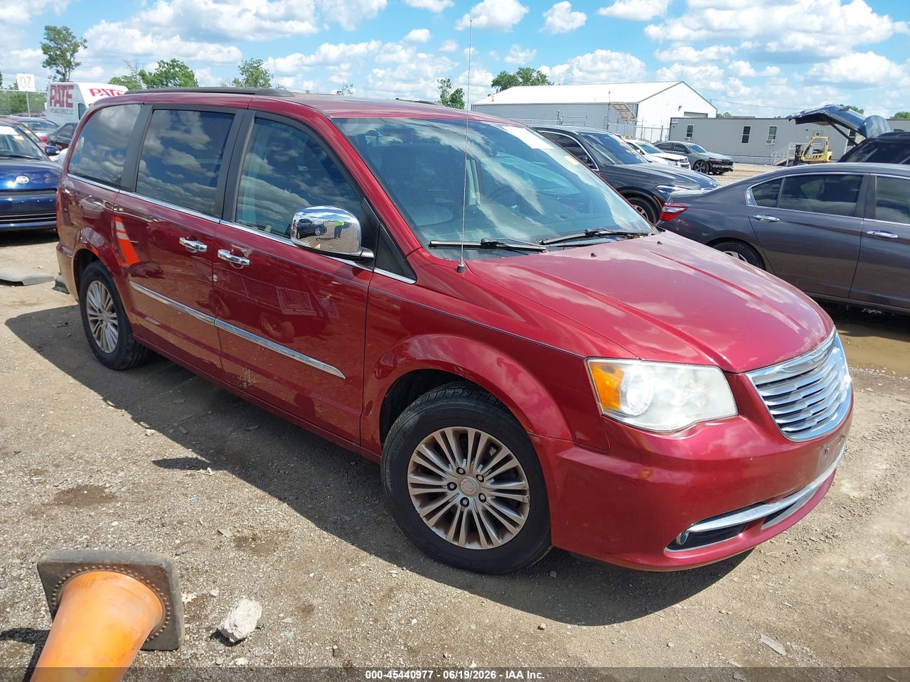 2C4RC1CG4ER****** · 2014 CHRYSLER TOWN &amp; COUNTRY TOURING-L
