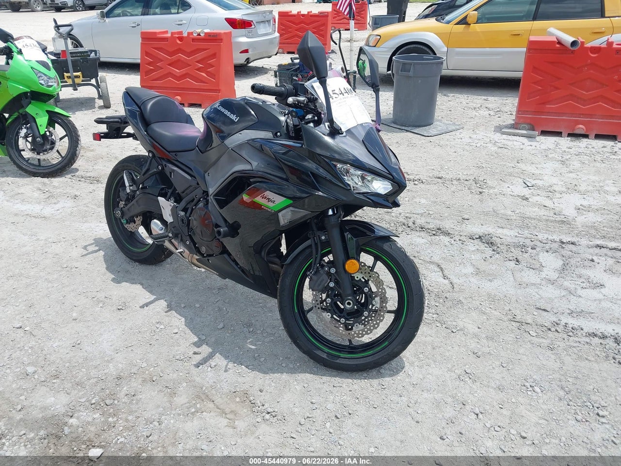 2025 KAWASAKI EX650 R