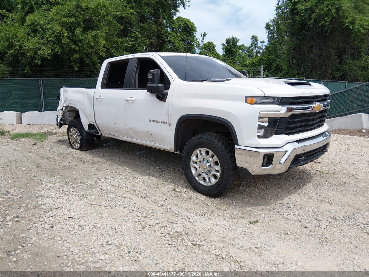 1GC1YNEY0RF****** · 2024 CHEVROLET SILVERADO 2500HD 4WD  STANDARD BED LT