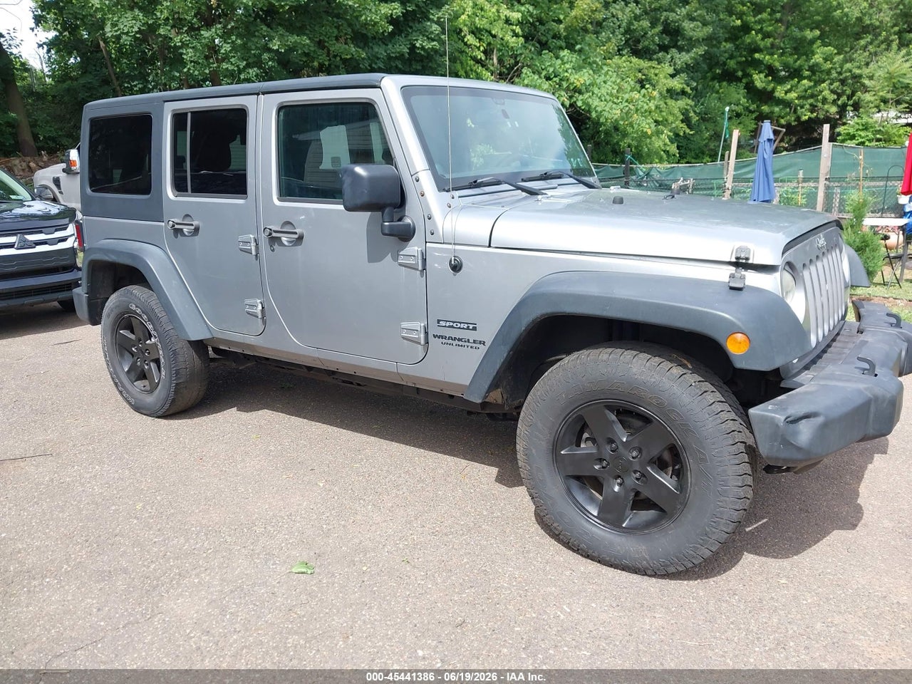 1C4BJWDG8EL****** · 2014 JEEP WRANGLER UNLIMITED SPORT
