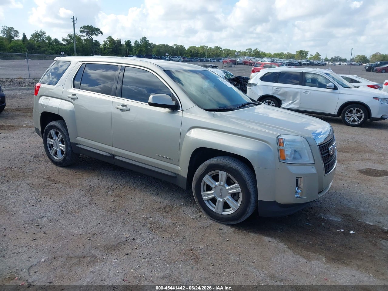2GKALMEK6F6****** · 2015 GMC TERRAIN SLE-1