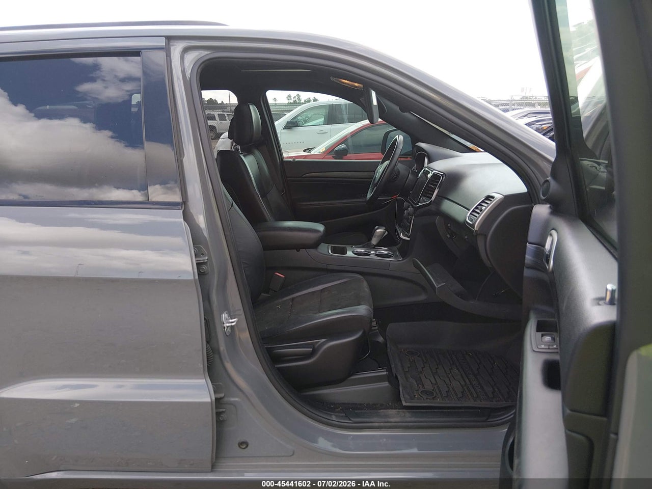 2019 JEEP GRAND CHEROKEE ALTITUDE 4X2 · 5/11