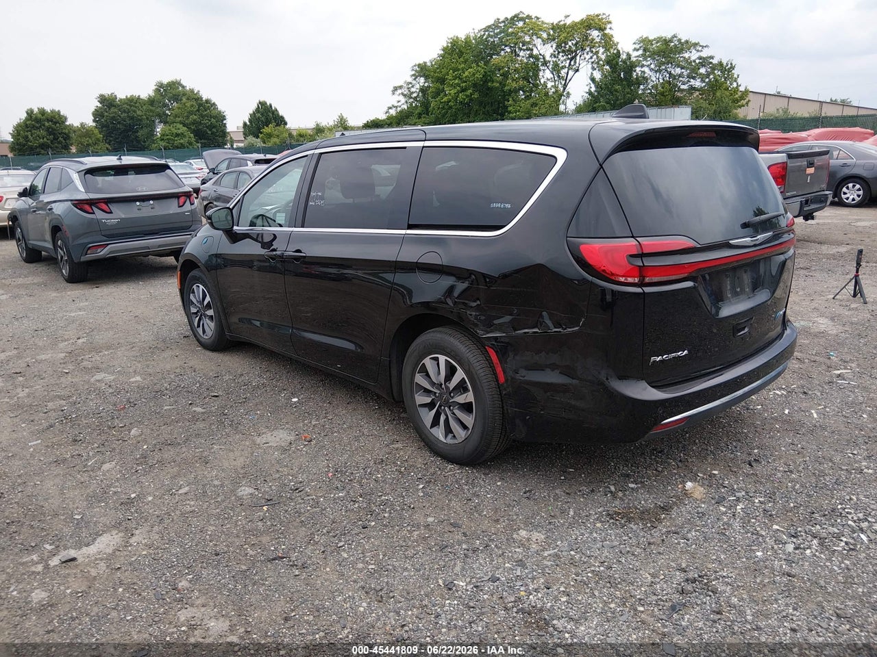 2025 CHRYSLER PACIFICA HYBRID SELECT · 3/11