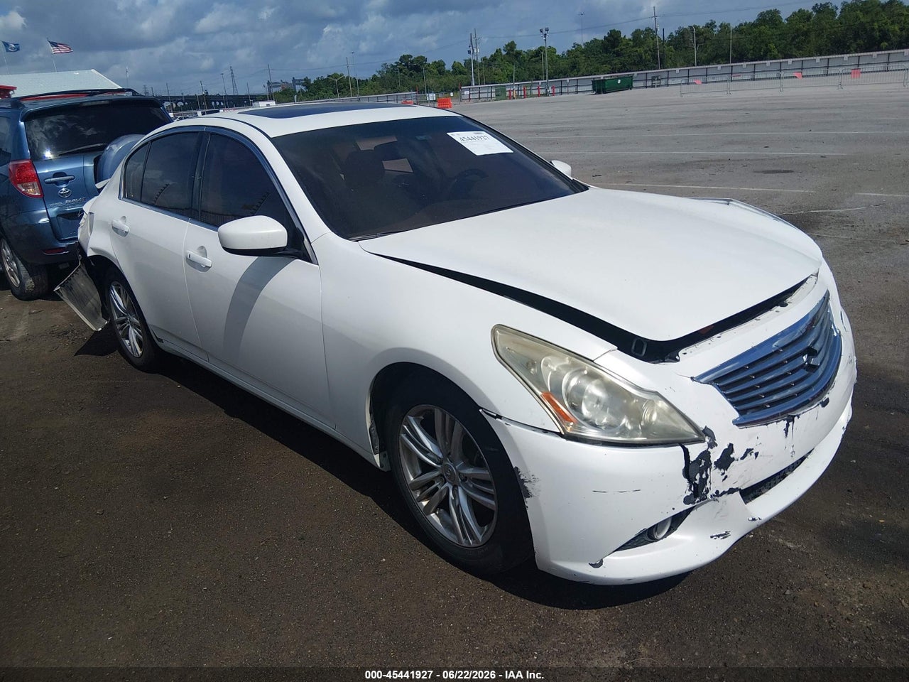 JN1CV6AP1BM****** · 2011 INFINITI G37 JOURNEY