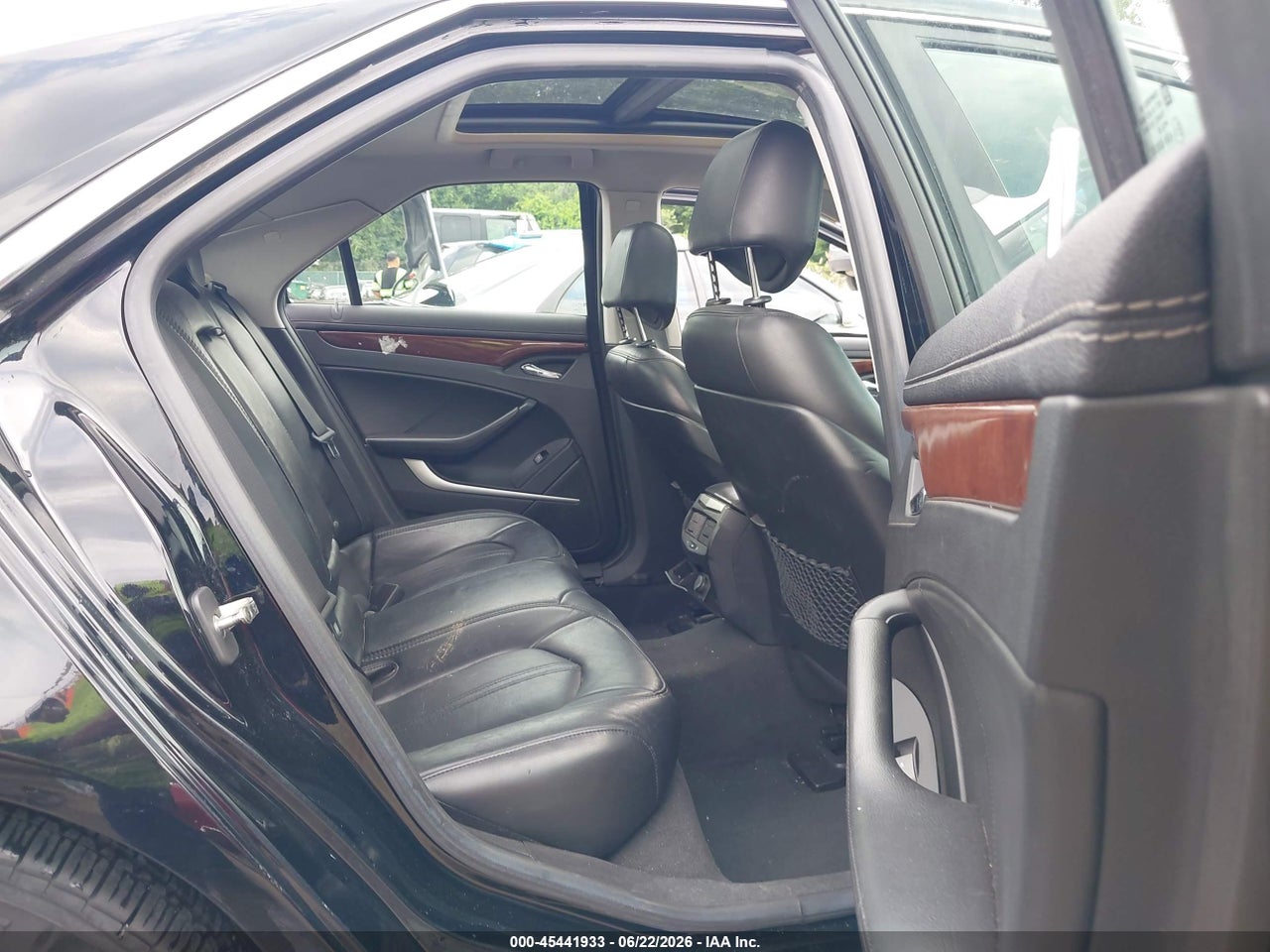 2008 CADILLAC CTS AWD W/1SB · 8/11