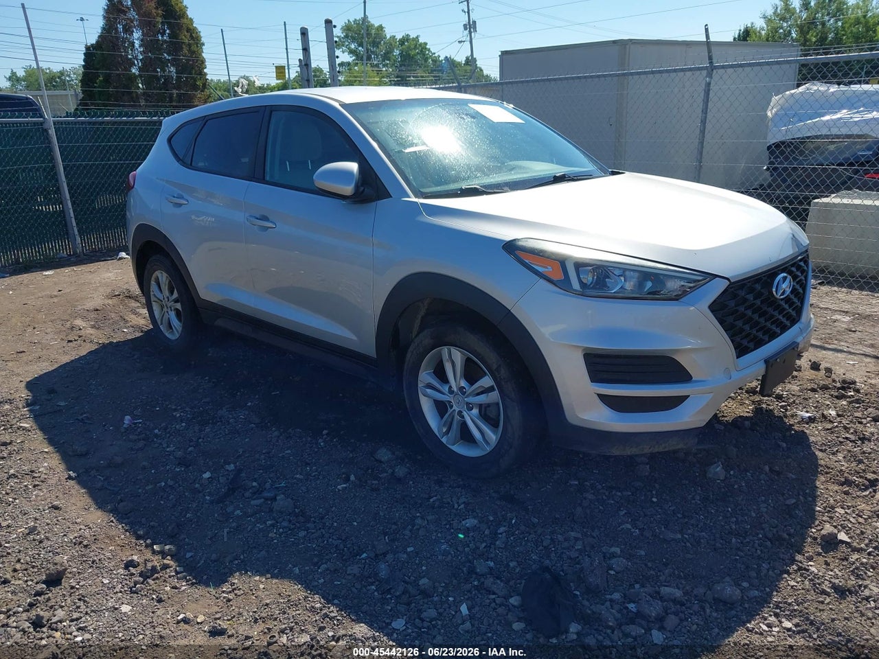 KM8J2CA4XKU****** · 2019 HYUNDAI TUCSON SE