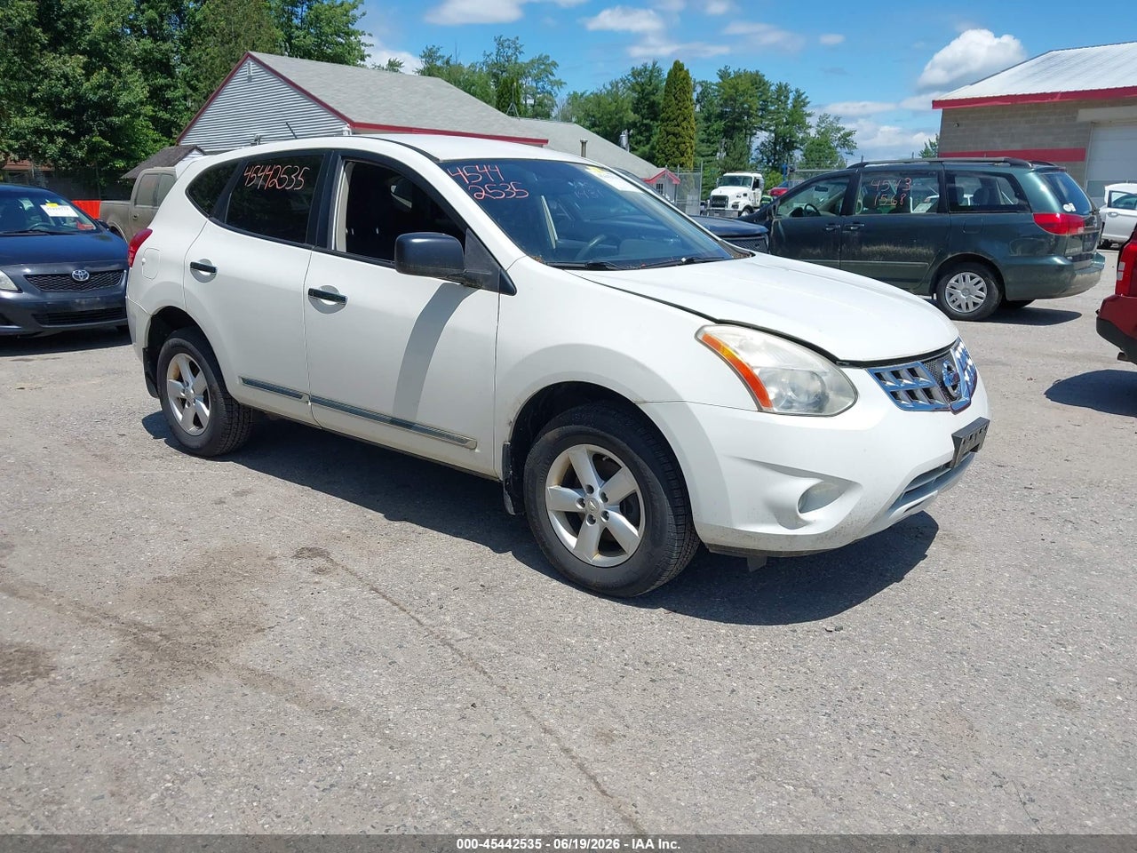 JN8AS5MT0CW****** · 2012 NISSAN ROGUE S