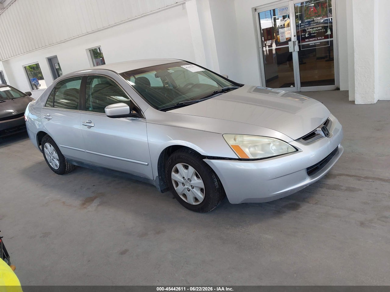 1HGCM56364A****** · 2004 HONDA ACCORD 2.4 LX