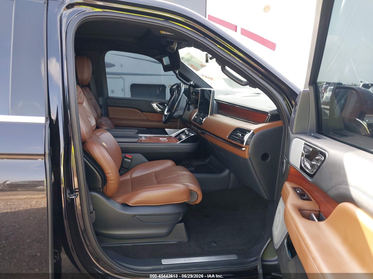 2023 LINCOLN NAVIGATOR RESERVE · 5/11