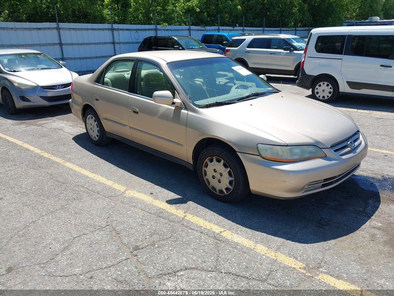 1HGCG56432A****** · 2002 HONDA ACCORD 2.3 LX