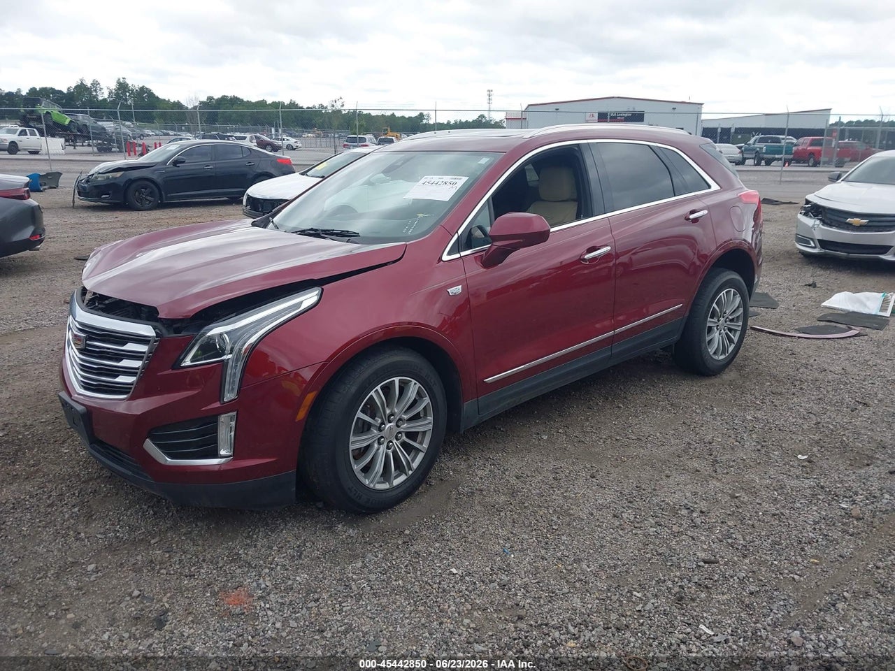 2017 CADILLAC XT5 LUXURY · 2/11