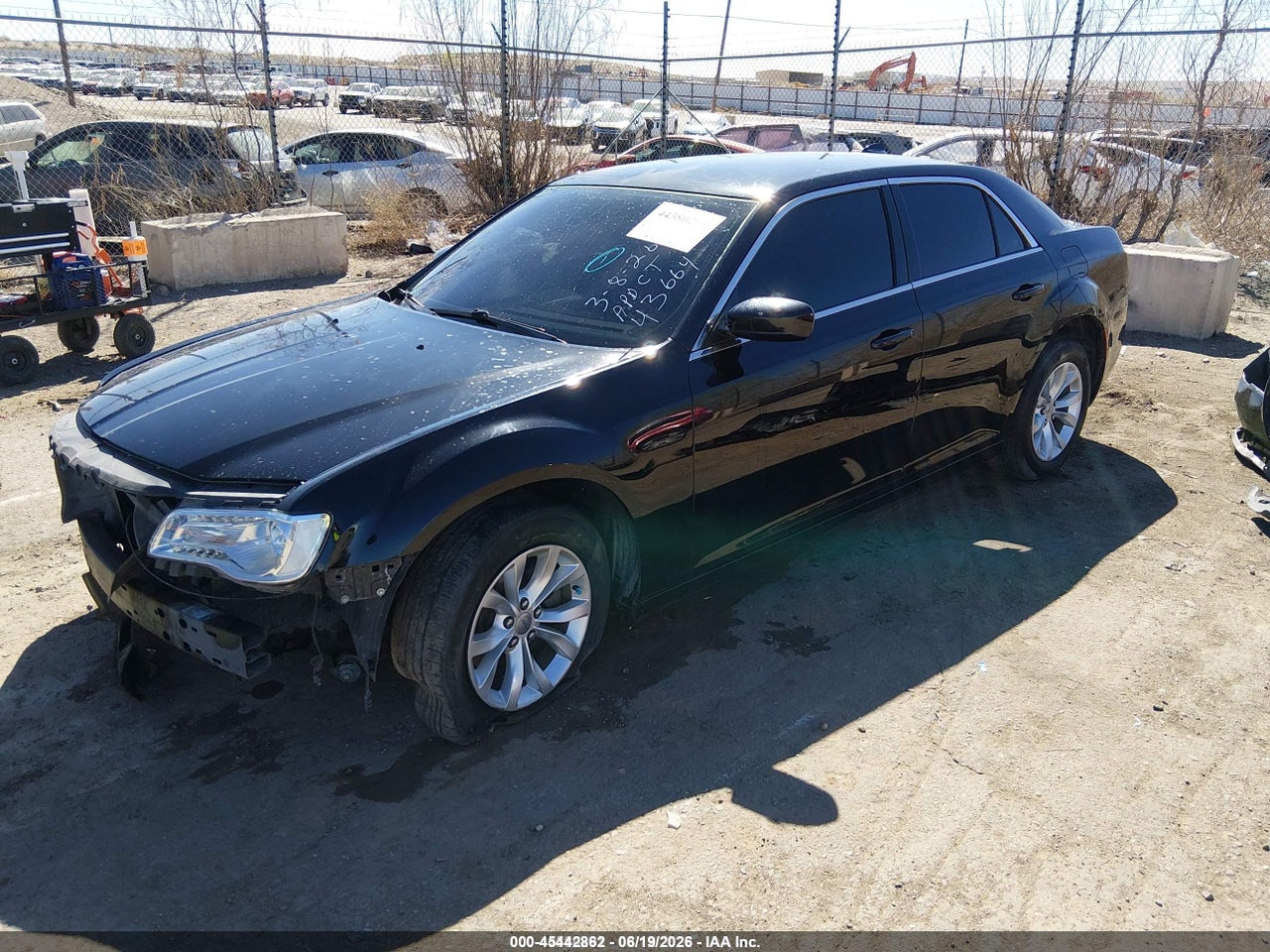 2015 CHRYSLER 300 LIMITED · 2/10