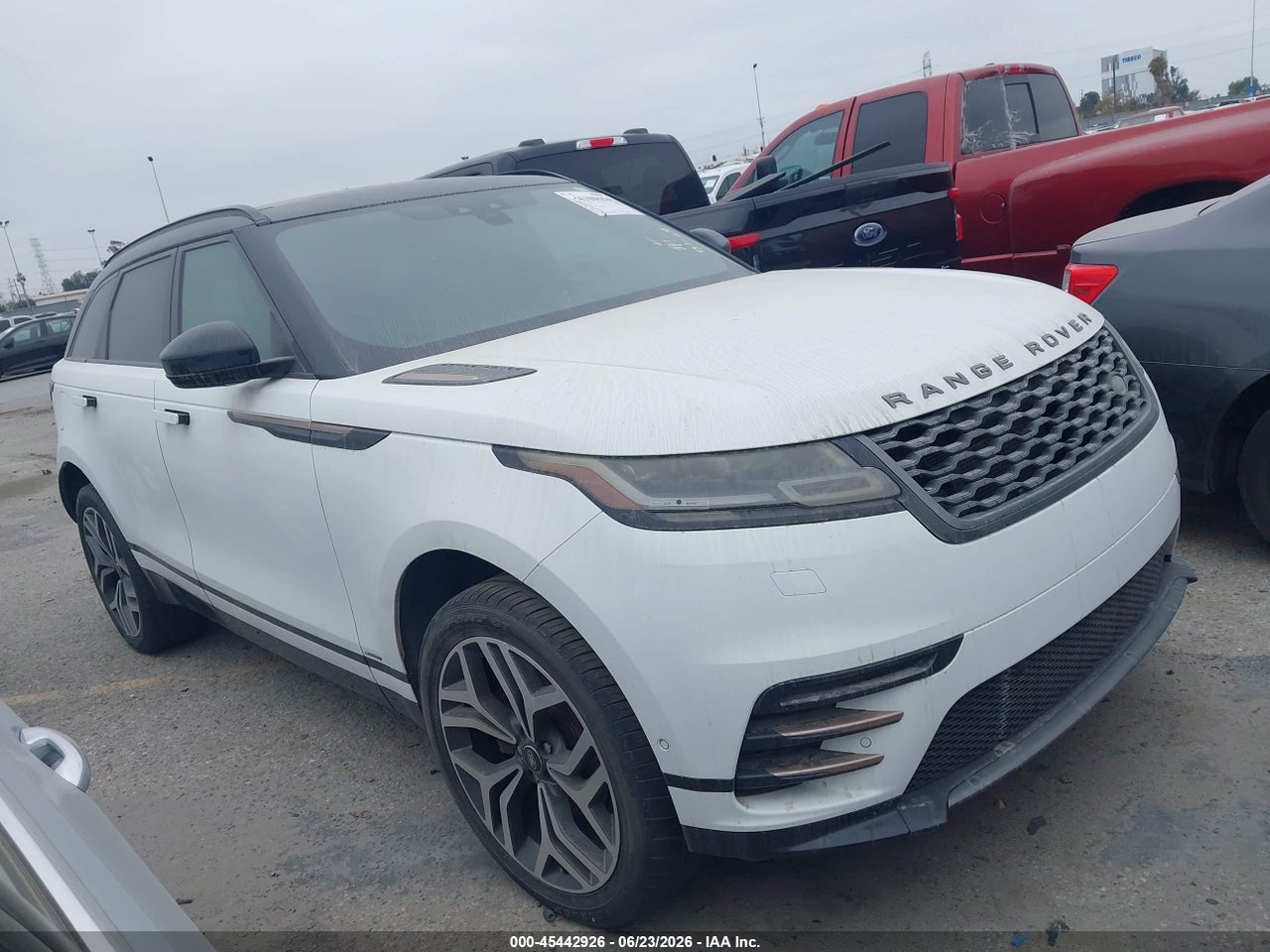 SALYL2RN0JA****** · 2018 LAND ROVER RANGE ROVER VELAR D180 SE R-DYNAMIC