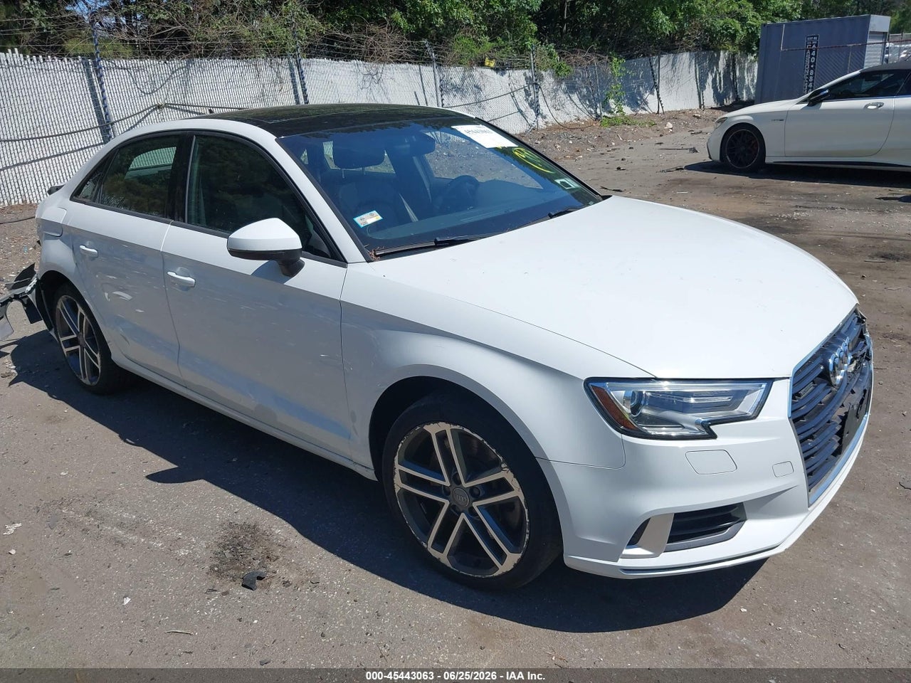 WAUBEGFF7K1****** · 2019 AUDI A3 45 PREMIUM
