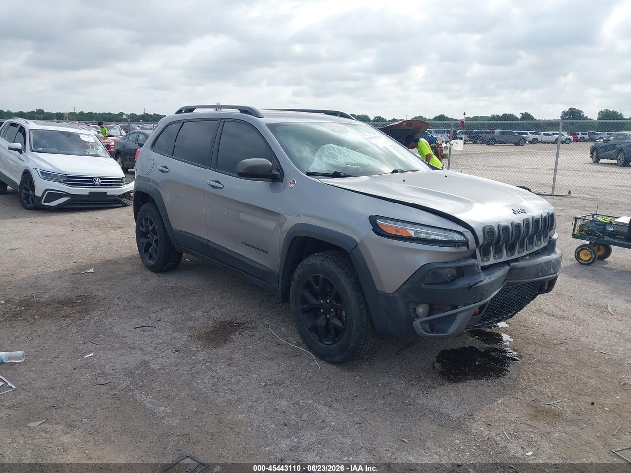 1C4PJMBS0FW****** · 2015 JEEP CHEROKEE TRAILHAWK