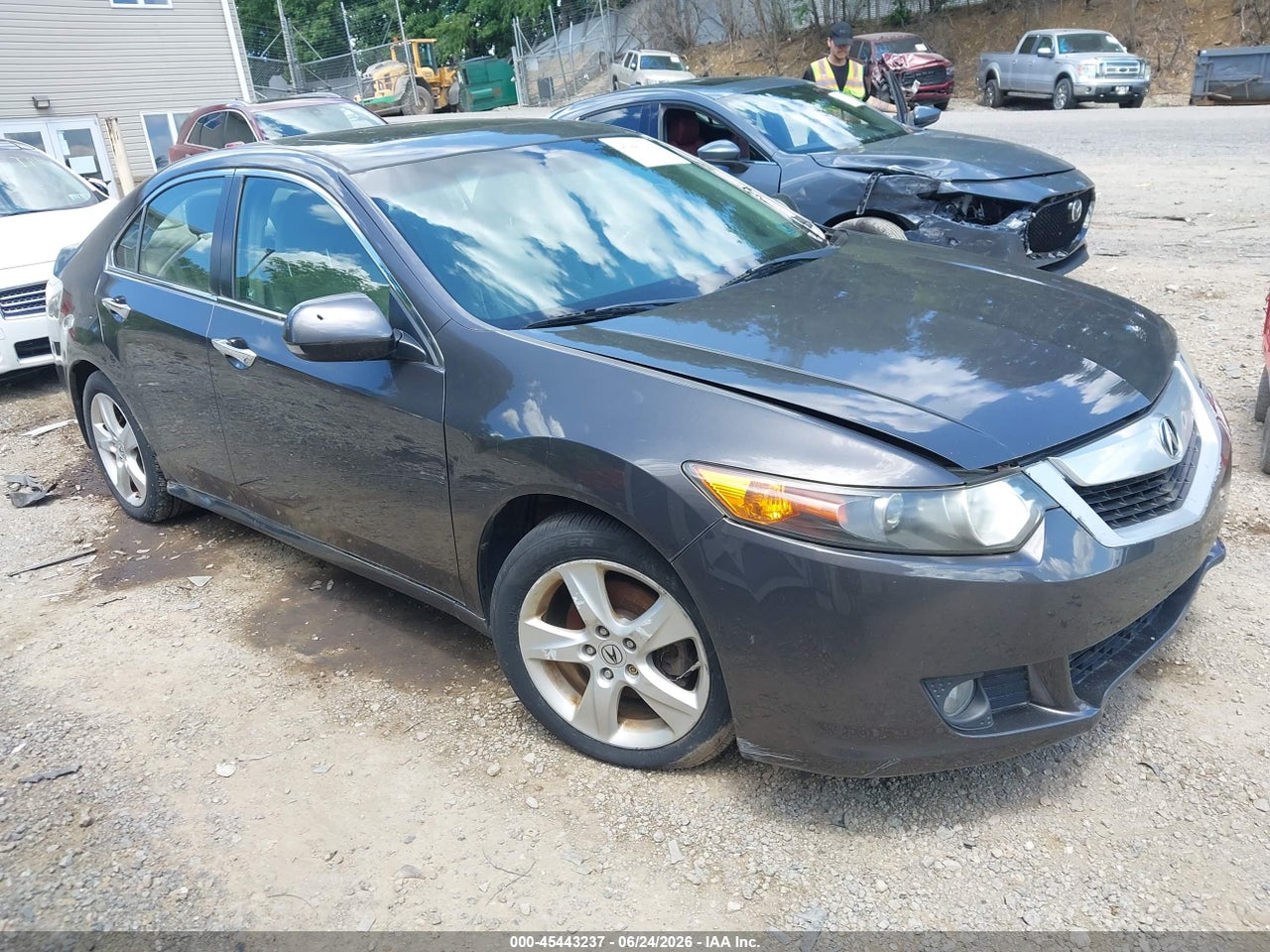 JH4CU2F63AC****** · 2010 ACURA TSX 2.4