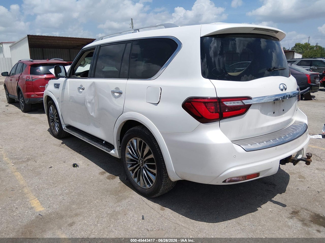 2019 INFINITI QX80 LUXE · 3/10
