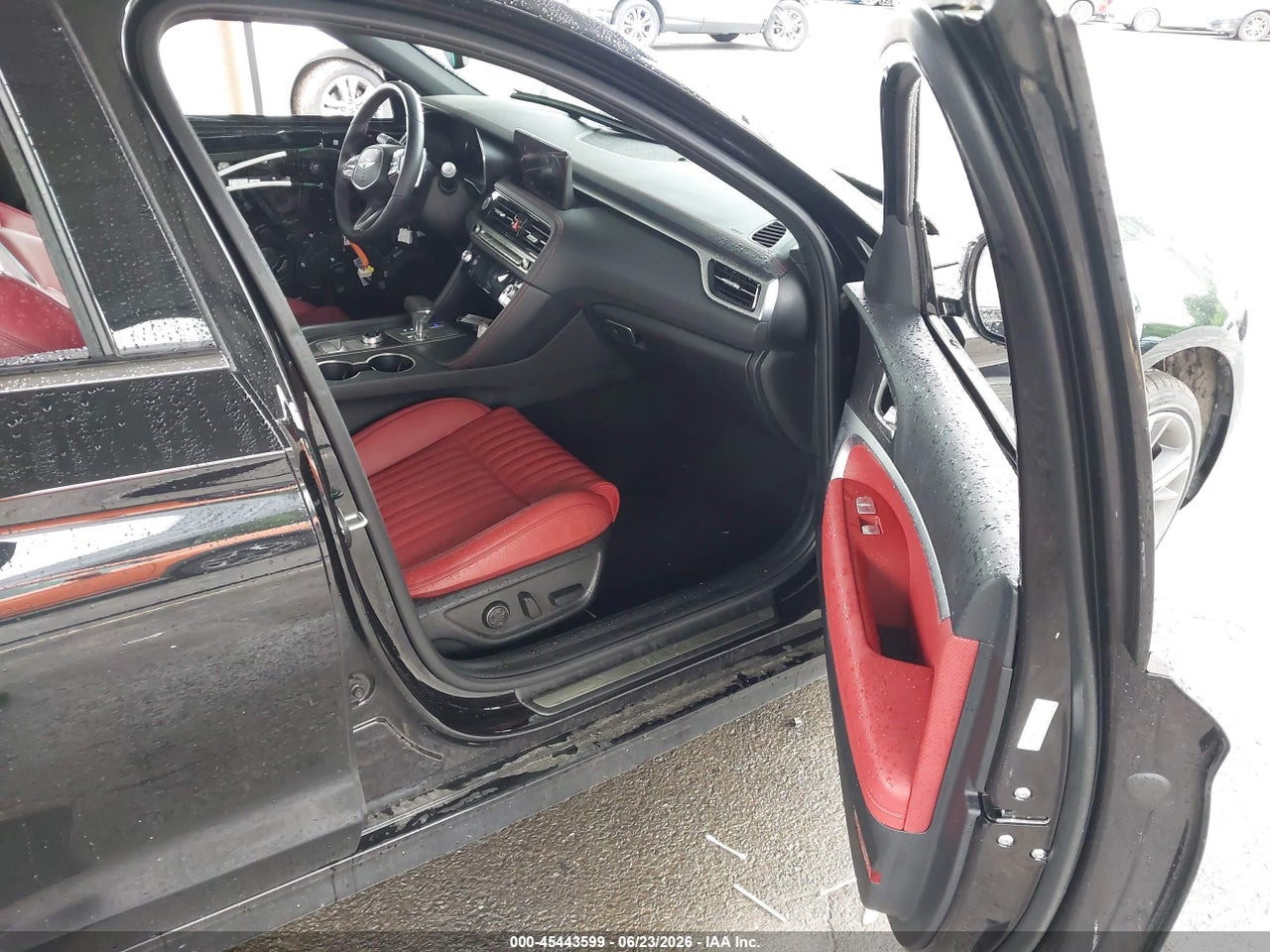 2025 GENESIS G70 2.5T AWD · 5/11