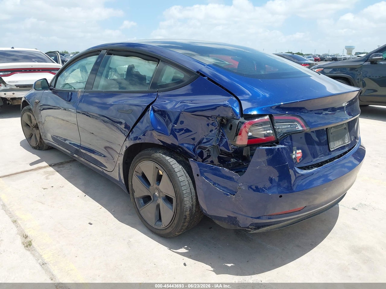 2022 TESLA MODEL 3 REAR-WHEEL DRIVE · 3/10