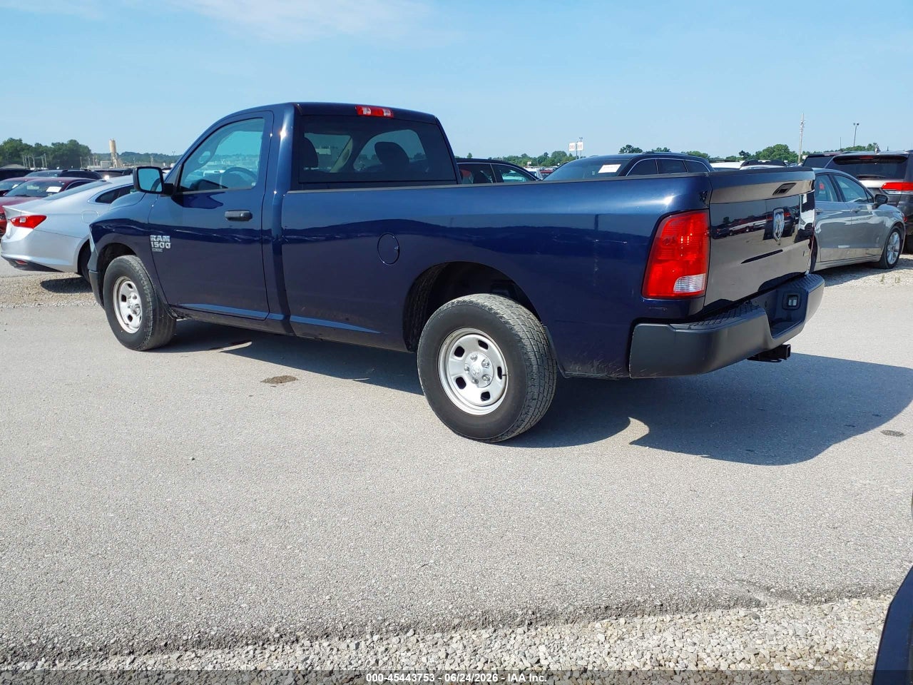 2019 RAM 1500 CLASSIC TRADESMAN  4X2 8' BOX · 3/11