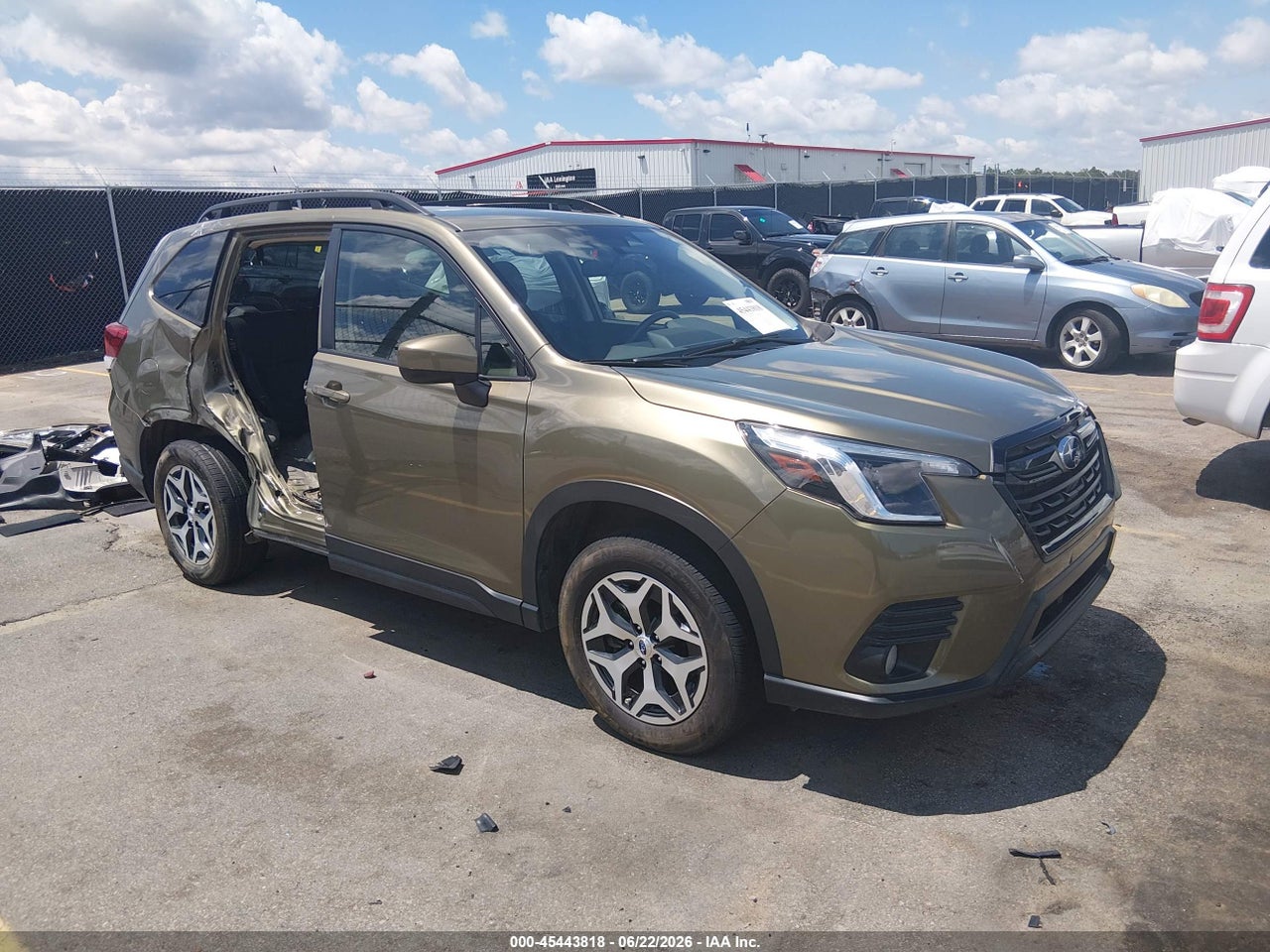JF2SKAEC1PH****** · 2023 SUBARU FORESTER PREMIUM