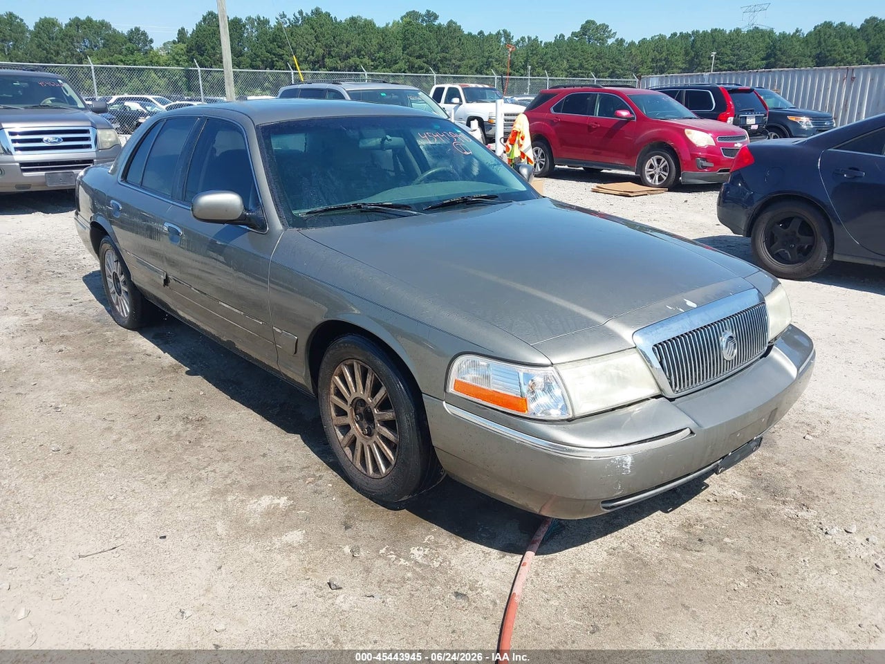 2MEFM74W23X****** · 2003 MERCURY GRAND MARQUIS GS