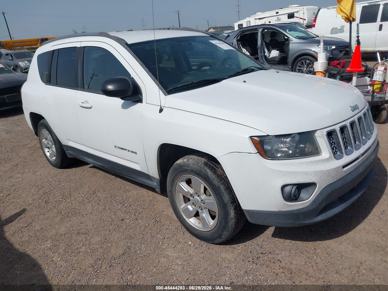 1C4NJCBA3FD****** · 2015 JEEP COMPASS SPORT