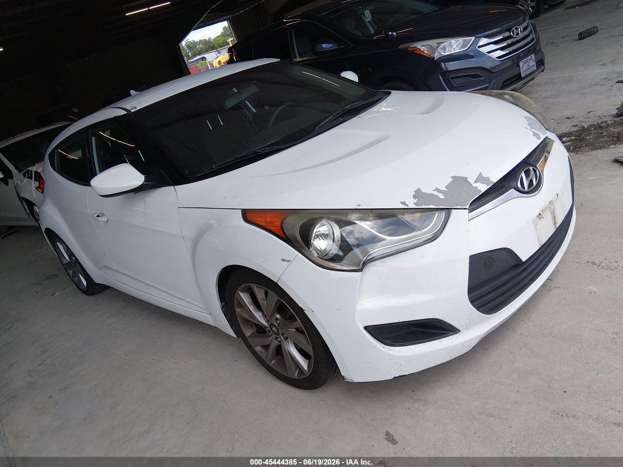 KMHTC6AD5GU****** · 2016 HYUNDAI VELOSTER