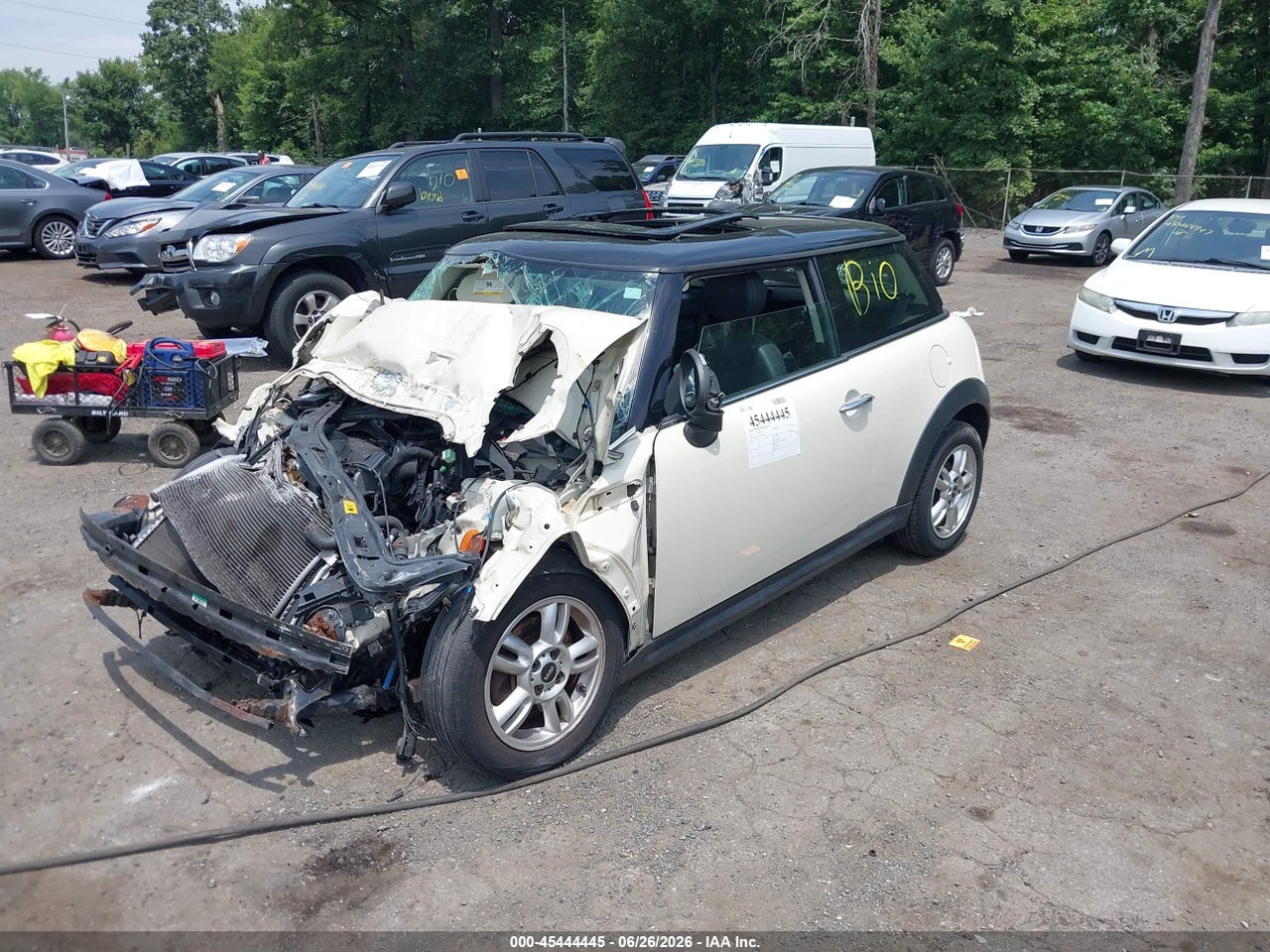 2012 MINI COOPER · 2/10