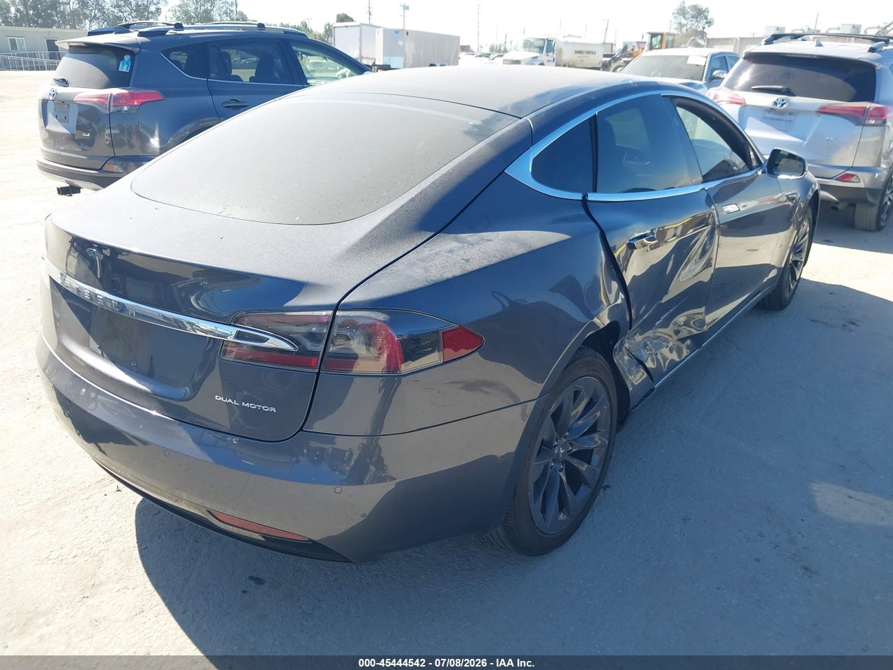 2019 TESLA MODEL S 100D/75D/LONG RANGE/STANDARD RANGE · 4/11