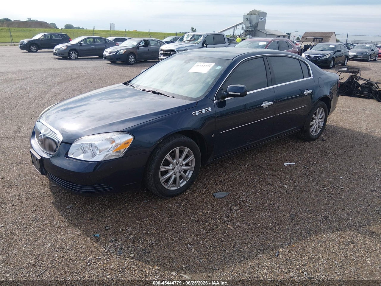 2009 BUICK LUCERNE CX · 2/11