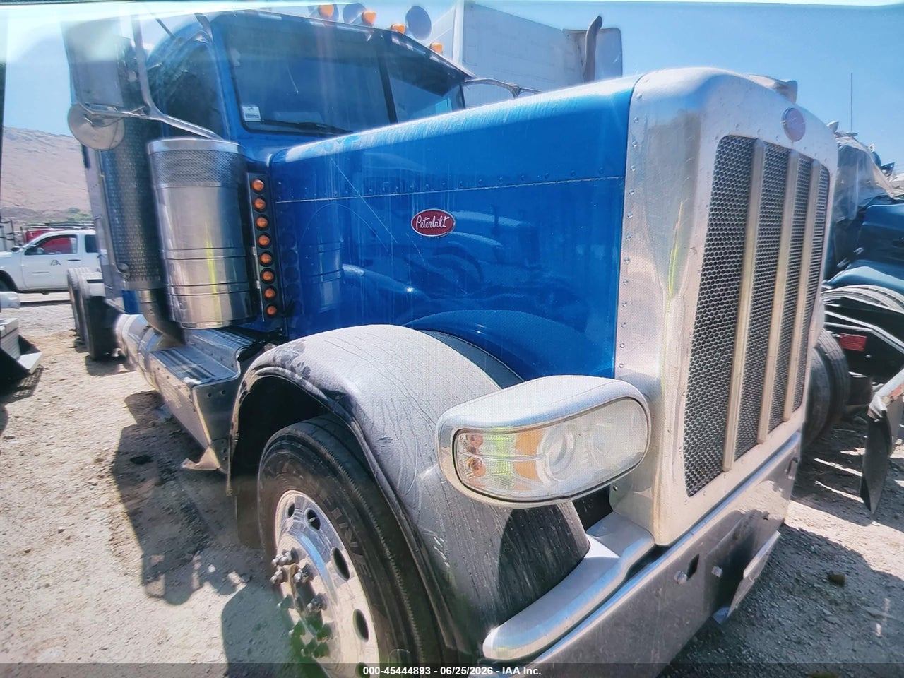 1XPXD49X8CD****** · 2012 PETERBILT 389