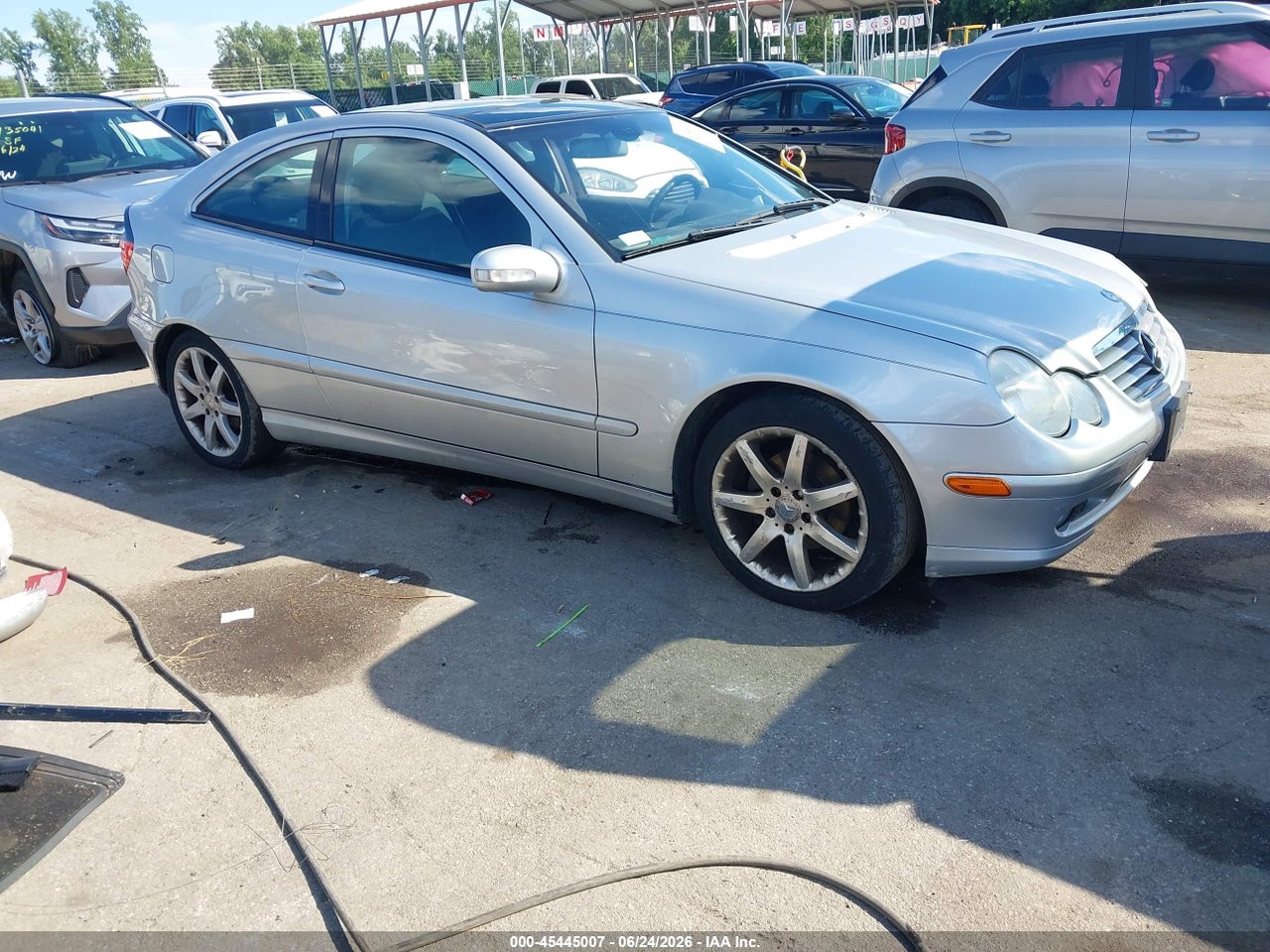 WDBRN40J84A****** · 2004 MERCEDES-BENZ C 230 KOMPRESSOR SPORT
