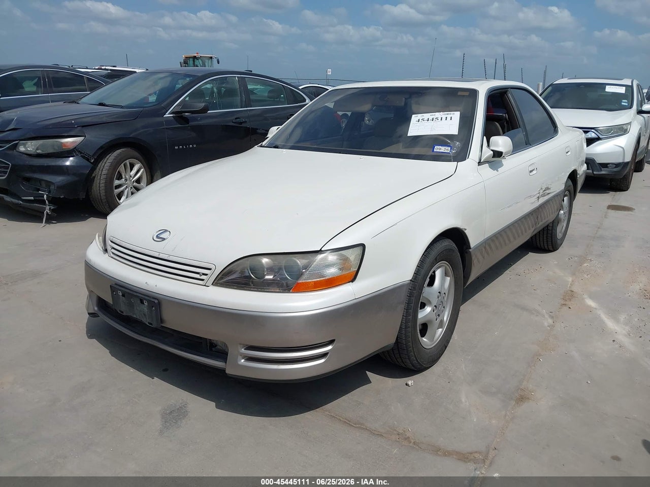 1996 LEXUS ES 300 · 2/10
